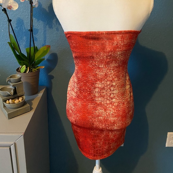 Halter snake print bodycon dress - Picture 3 of 4